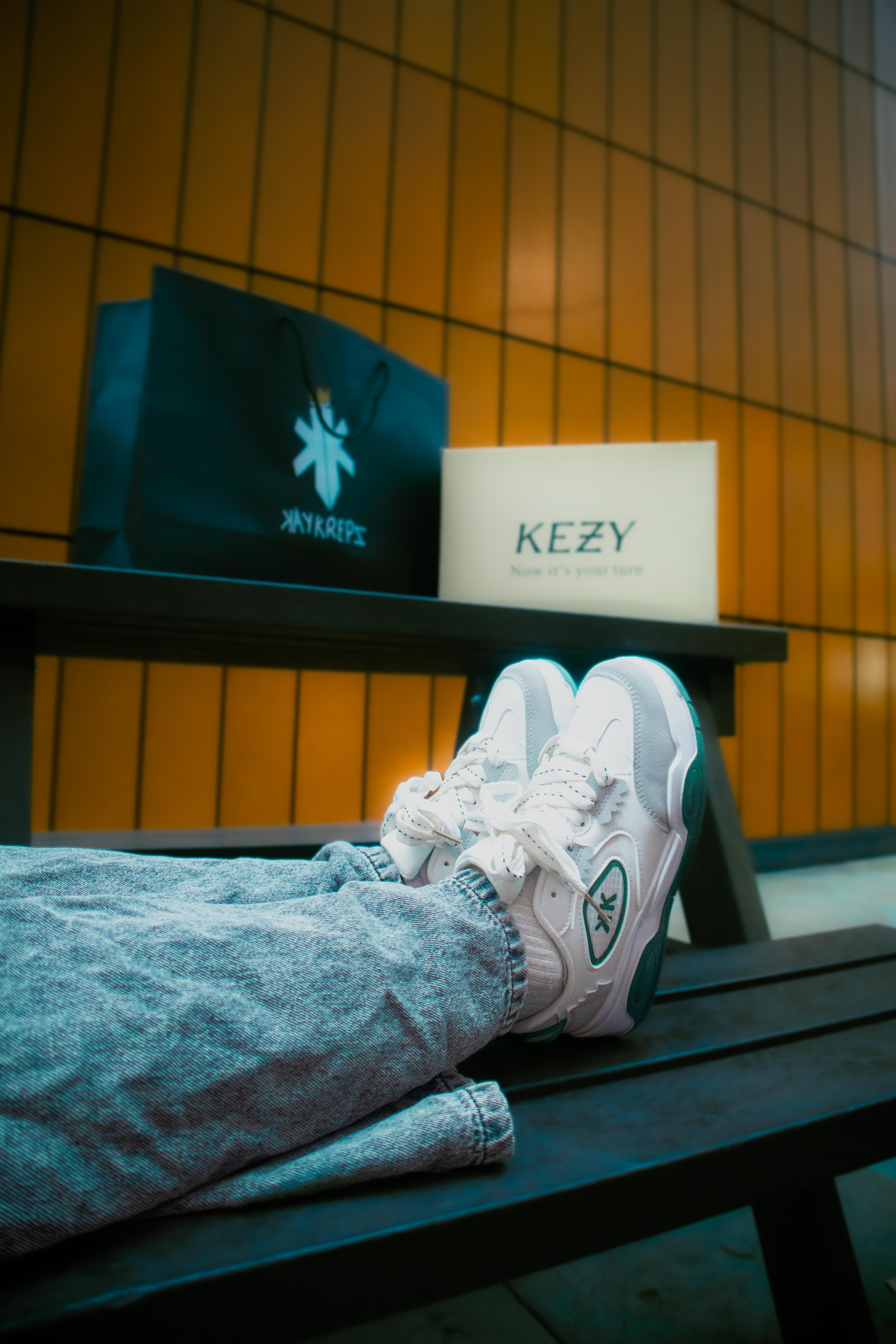 Kezy Earth green